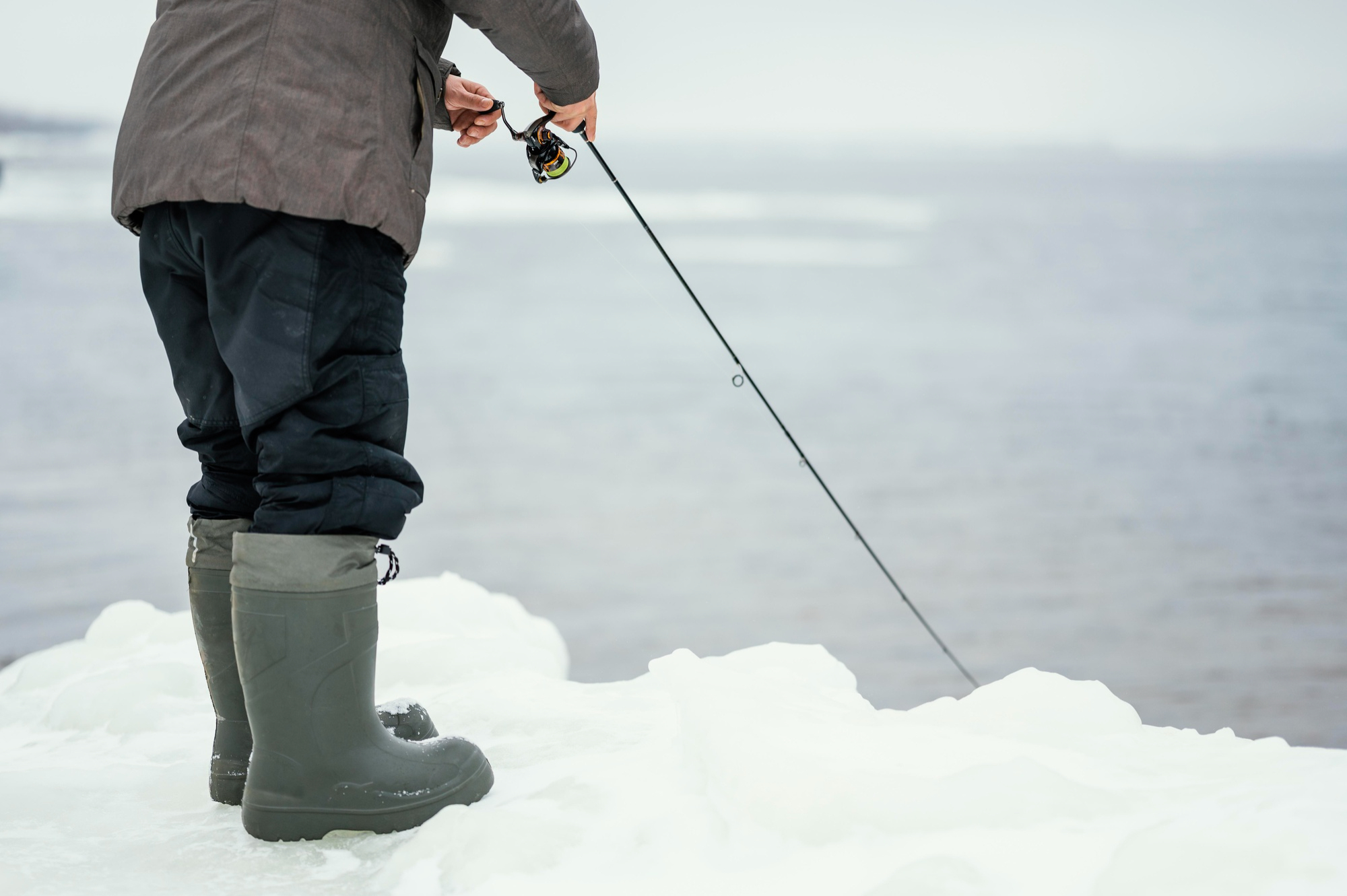 Зимние ботинки для рыбалки 